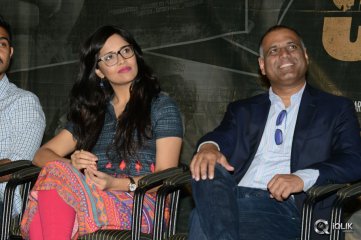 Kshanam Movie Thanks Meet